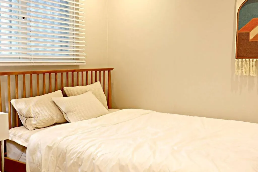 3 Rooms 2Bathrooms 3Beds 3Min Walk 首爾 公寓