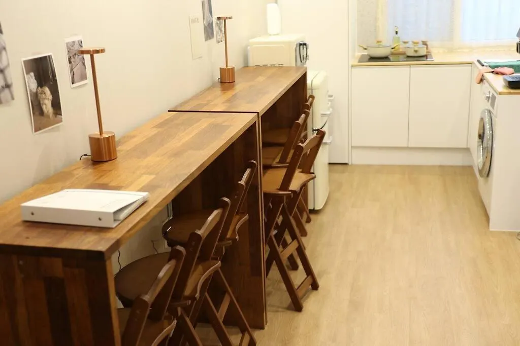 3 Rooms 2Bathrooms 3Beds 3Min Walk 首爾
